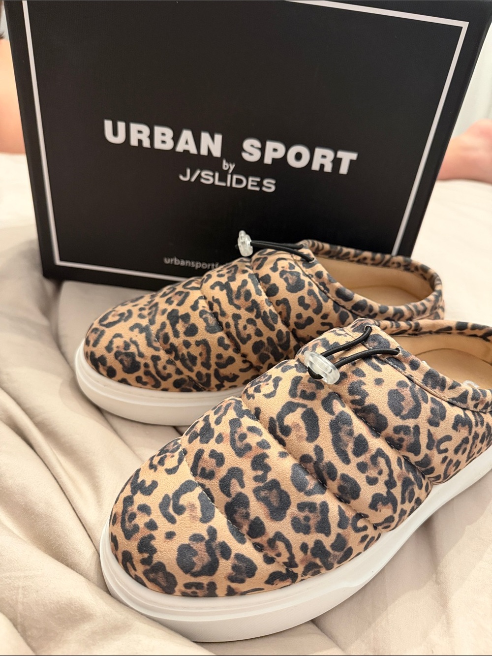 J Slides women’s Leopard Slip-On Sneakers - Tan/Black
